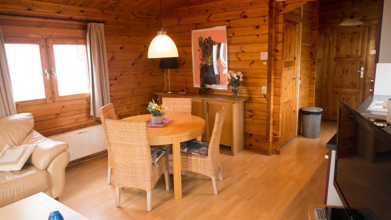 Chaletparc Krabbenkreek Zeeland - Chalet 130 Sint Annaland Bagian luar foto