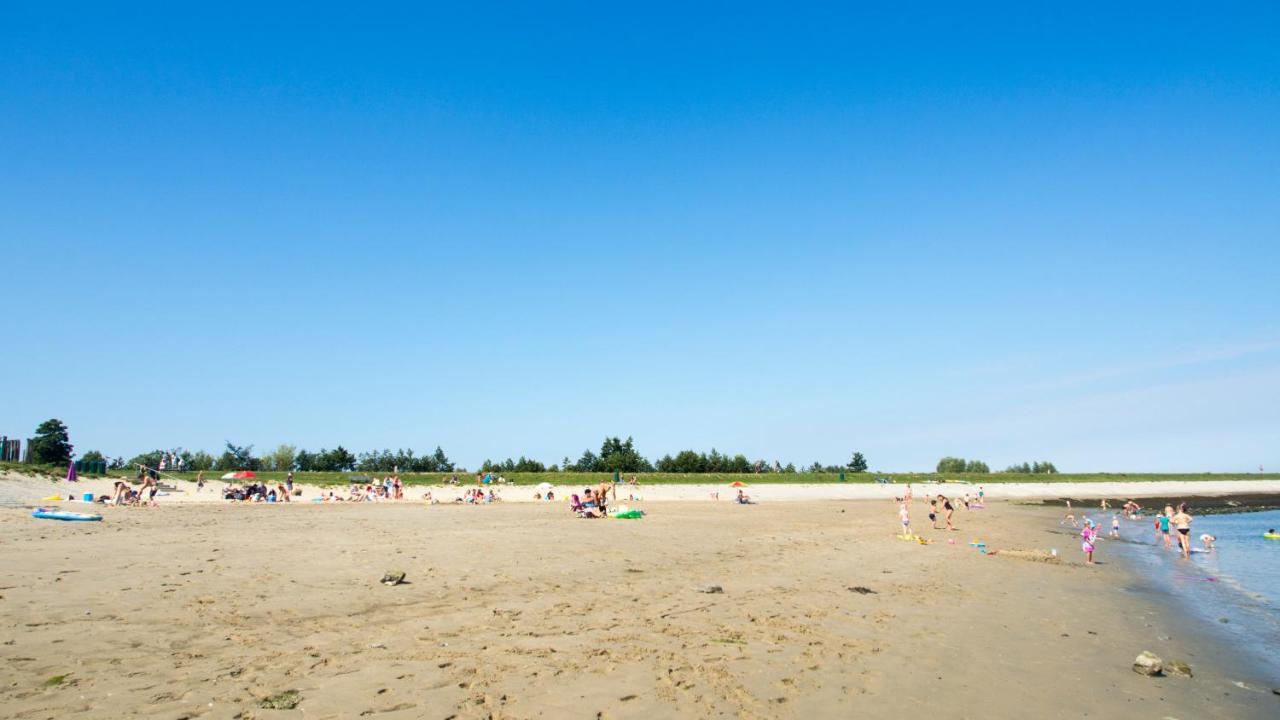 Chaletparc Krabbenkreek Zeeland - Chalet 130 Sint Annaland Bagian luar foto
